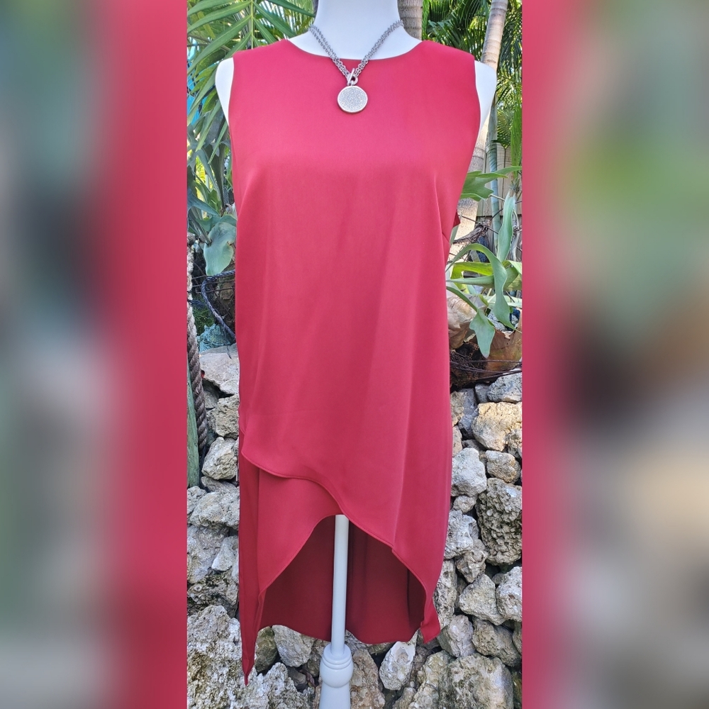 Sleeveless TUNIC with Flowing Hem